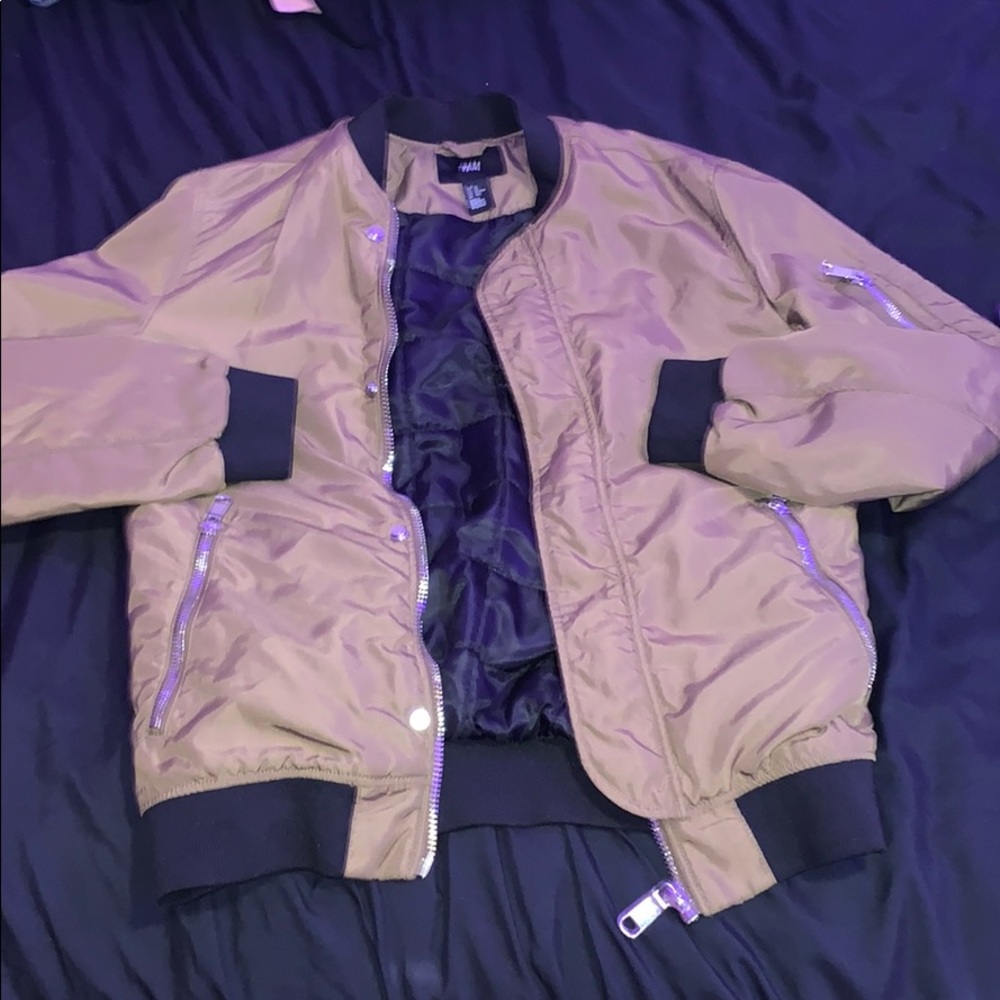 Bomber jacket